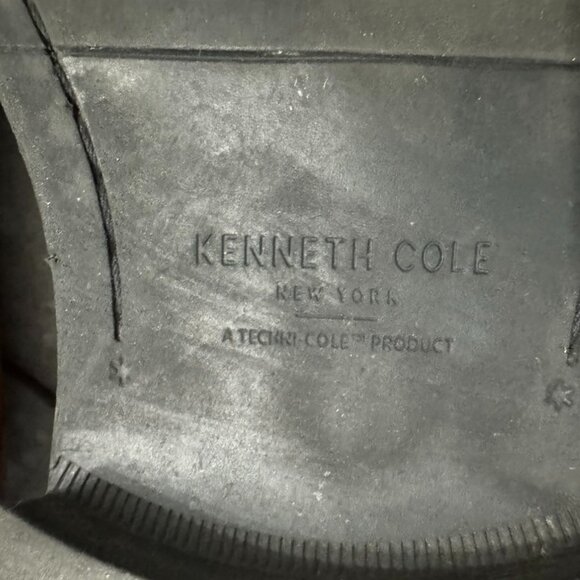 Kenneth Cole Men's Pinch Tassel Loafer - Picture 15 of 15